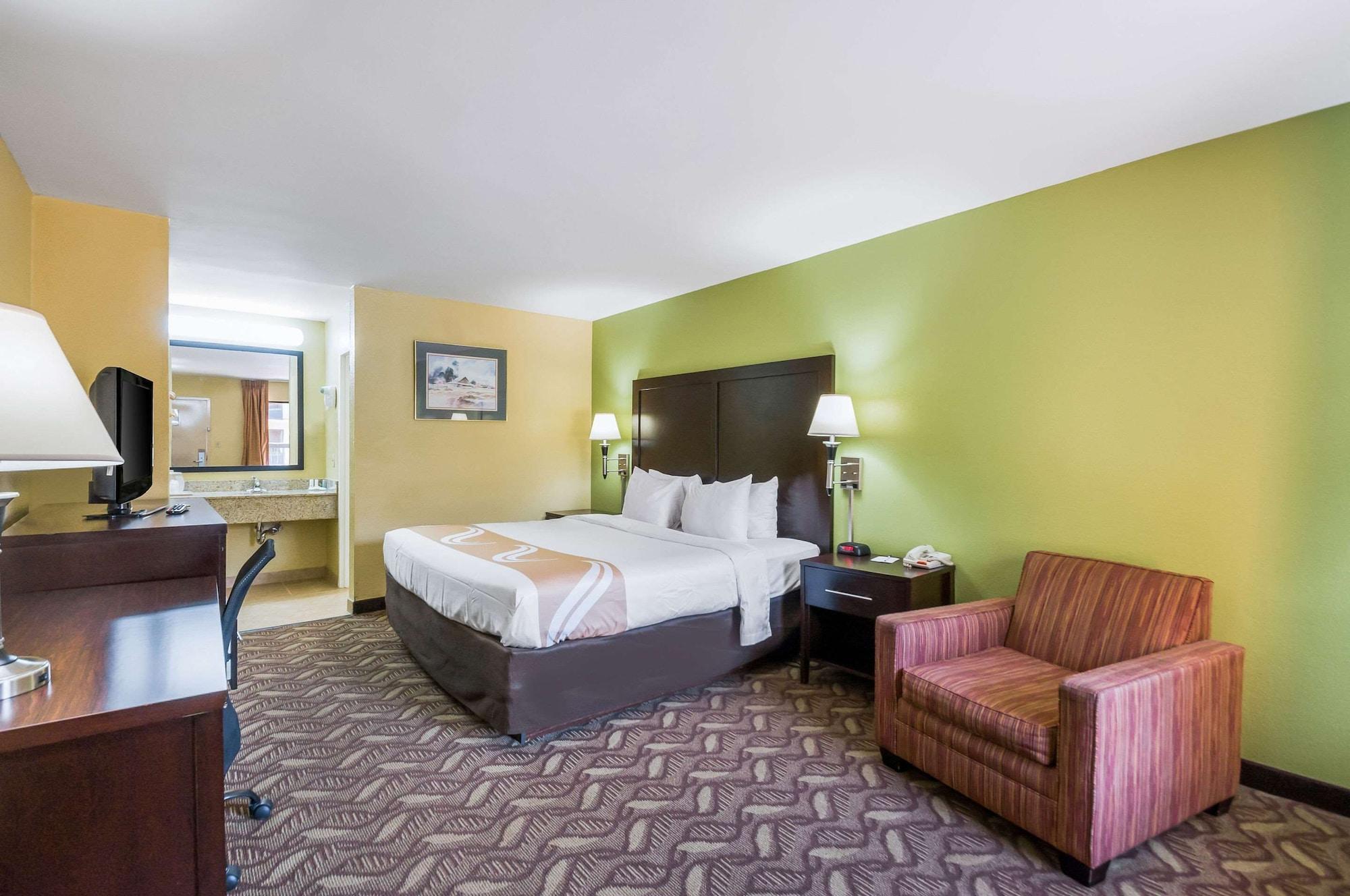 Quality Inn Fredericksburg-Central Park Area Eksteriør billede