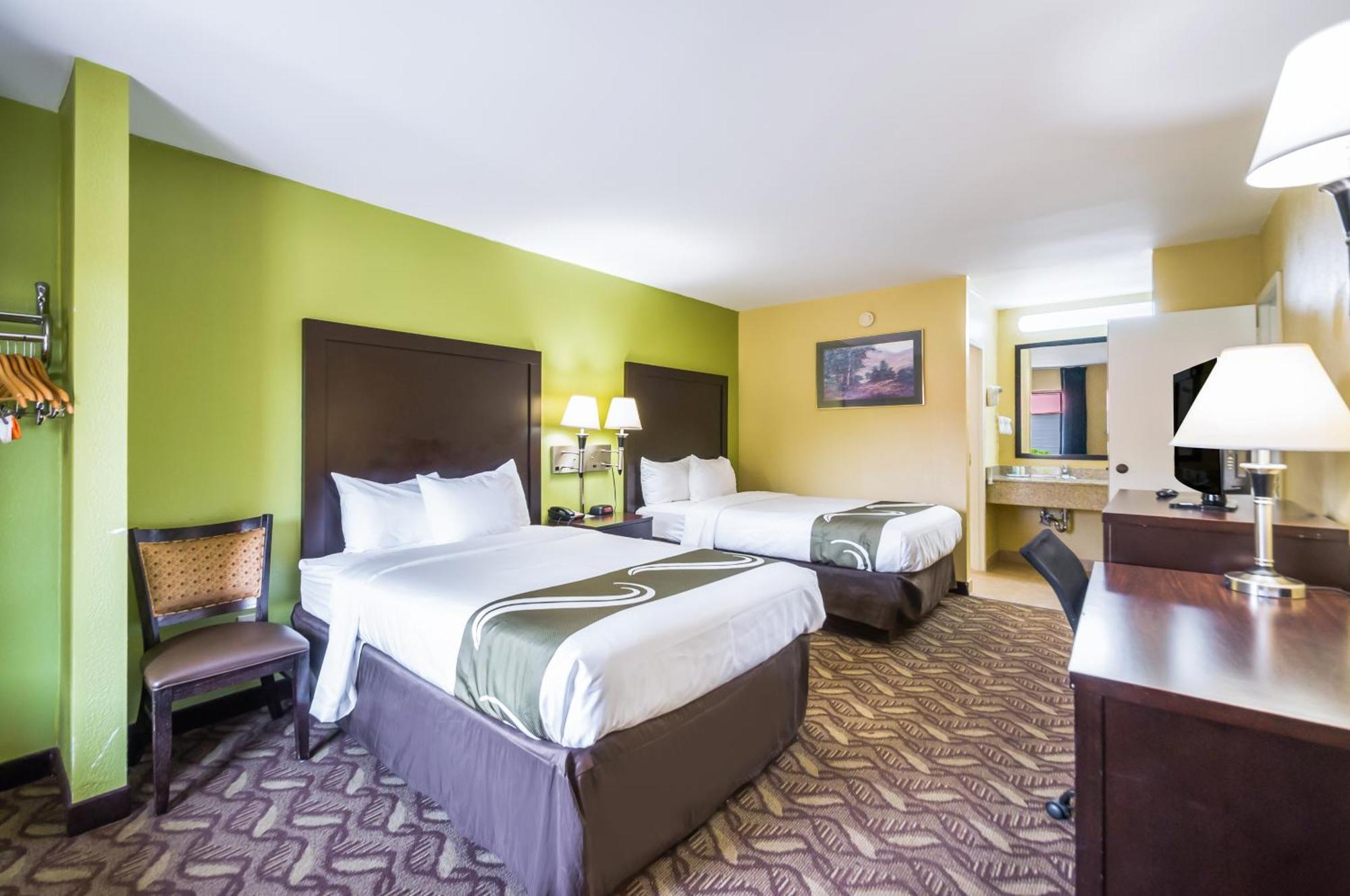 Quality Inn Fredericksburg-Central Park Area Eksteriør billede